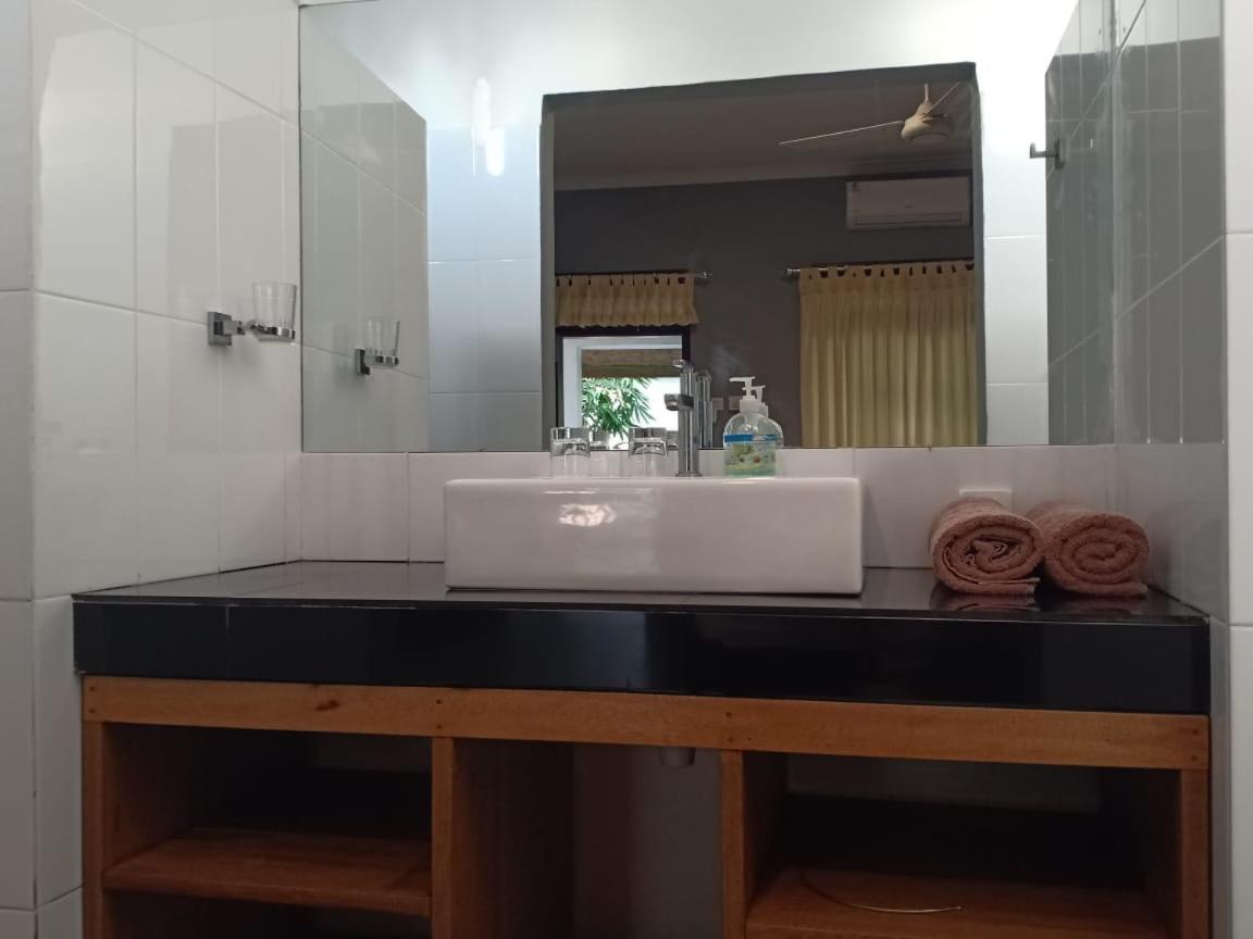 Rasti 2 Homestay Kuta  Cameră foto